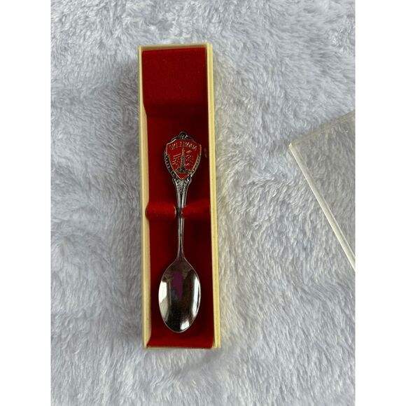 Vintage Souvenir Mini Collector Spoons Lot of 27, States, Landmarks, Countries - Picture 4 of 8
